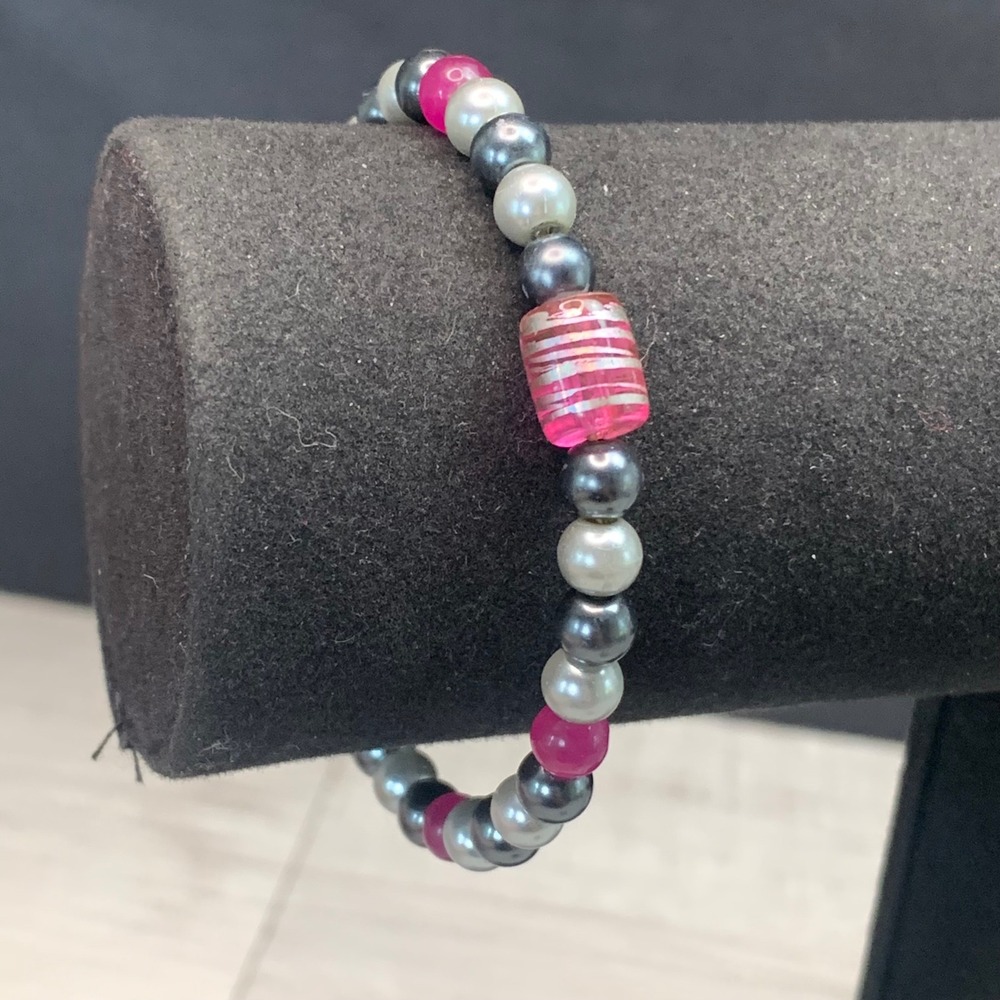 Pink Grey White Pearl Bead Memory Wire Wrap Bracelet 5366